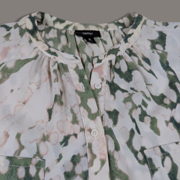 Mossimo V-Neck White and Sage Floral Peplum Top - Small - Picture 5 of 7